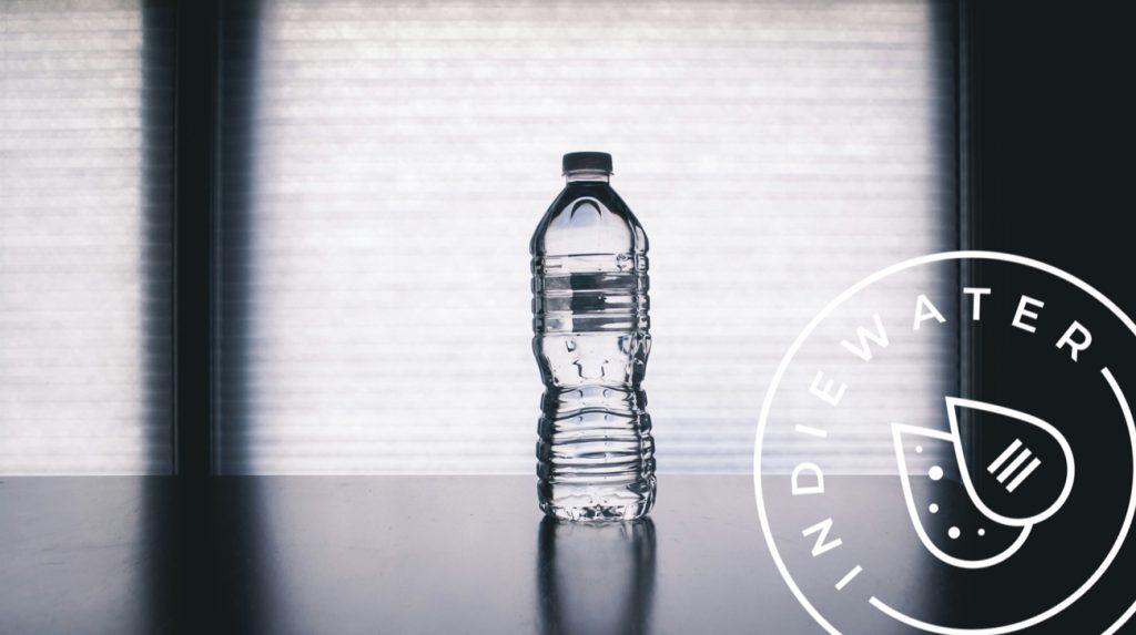 flaschenwasser-oder-wasserfilter